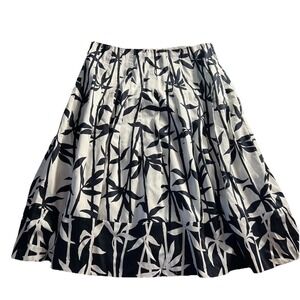Jones New York Womens 8 Knee Length Skirt Black‎ White Bamboo Leaf Cotton Pleats